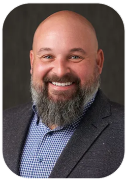 headshot of Sam McIntyre